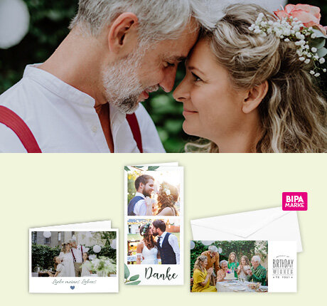 Verliebtes Hochzeitspaar berührt Stirn an Stirn, links BIPA Fotoshop Grußkarten mit Hochzeits- und Familienmotiven.